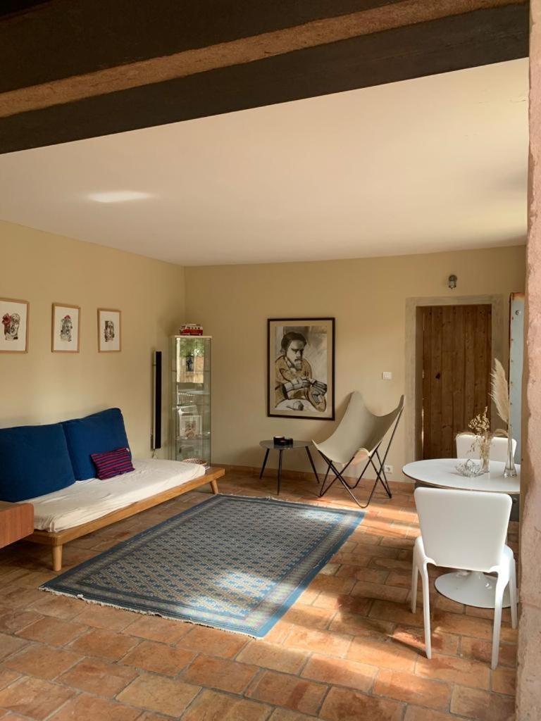 Cabannes Mas Carita Bed & Breakfast エクステリア 写真