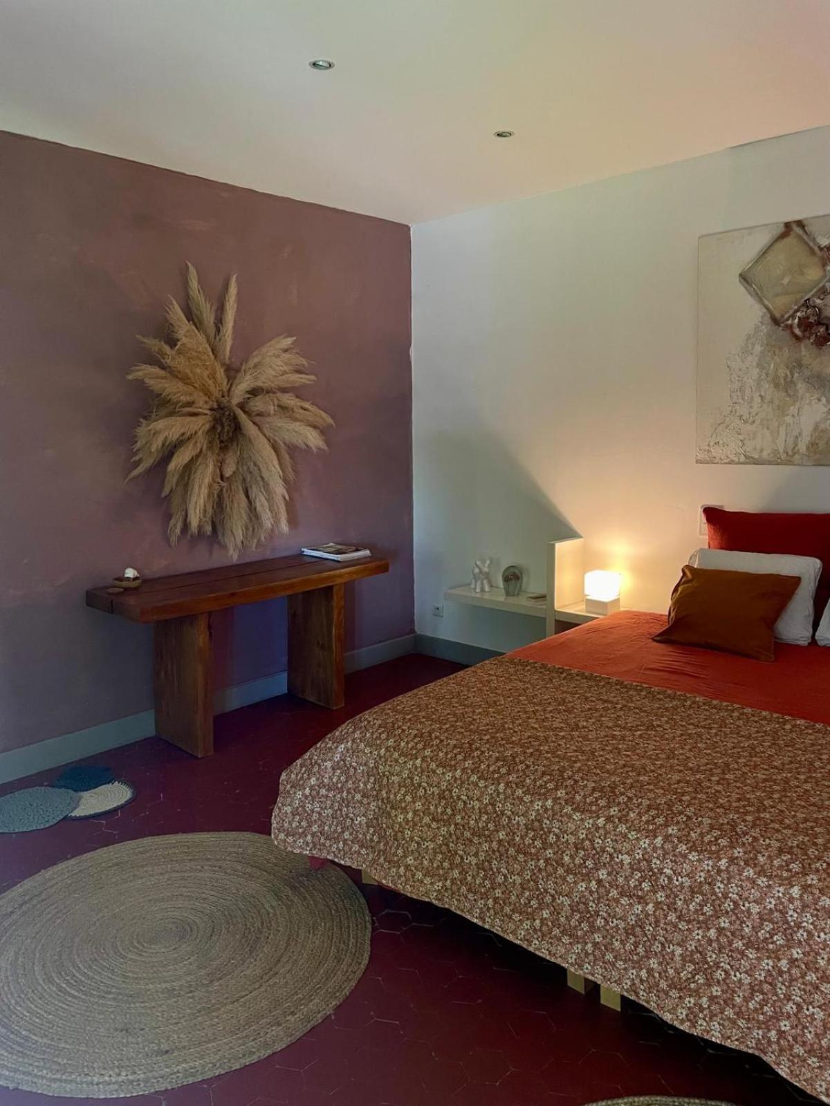 Cabannes Mas Carita Bed & Breakfast エクステリア 写真