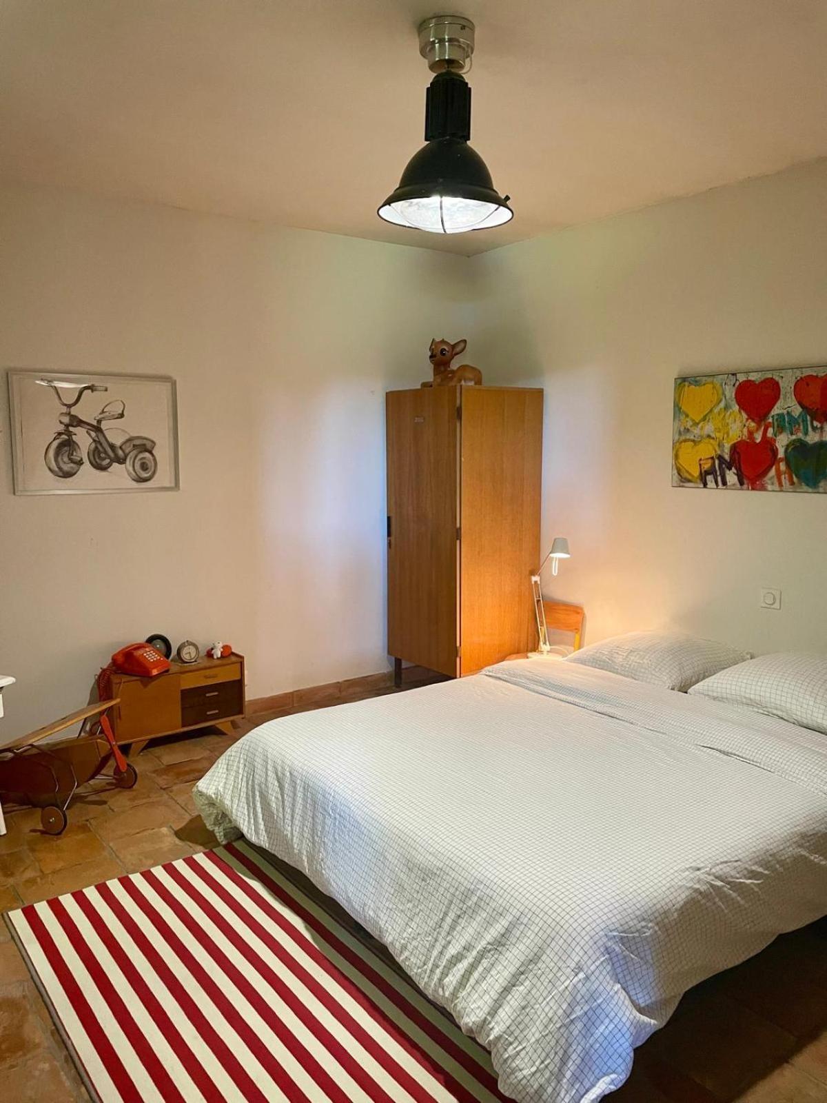 Cabannes Mas Carita Bed & Breakfast 部屋 写真